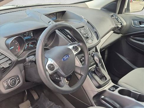 Used 2016 Ford Escape SE FWD image 10