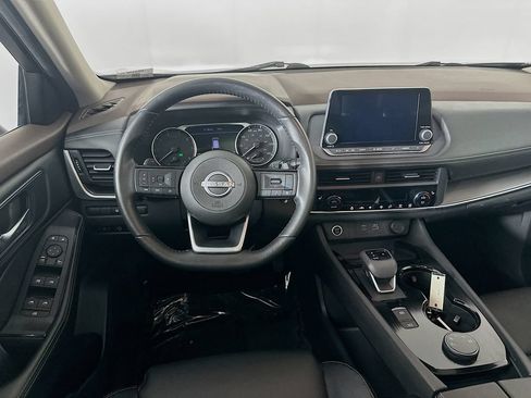 Certified 2023 Nissan Rogue SV w/ SV Premium B Package AWD/4WD image 31