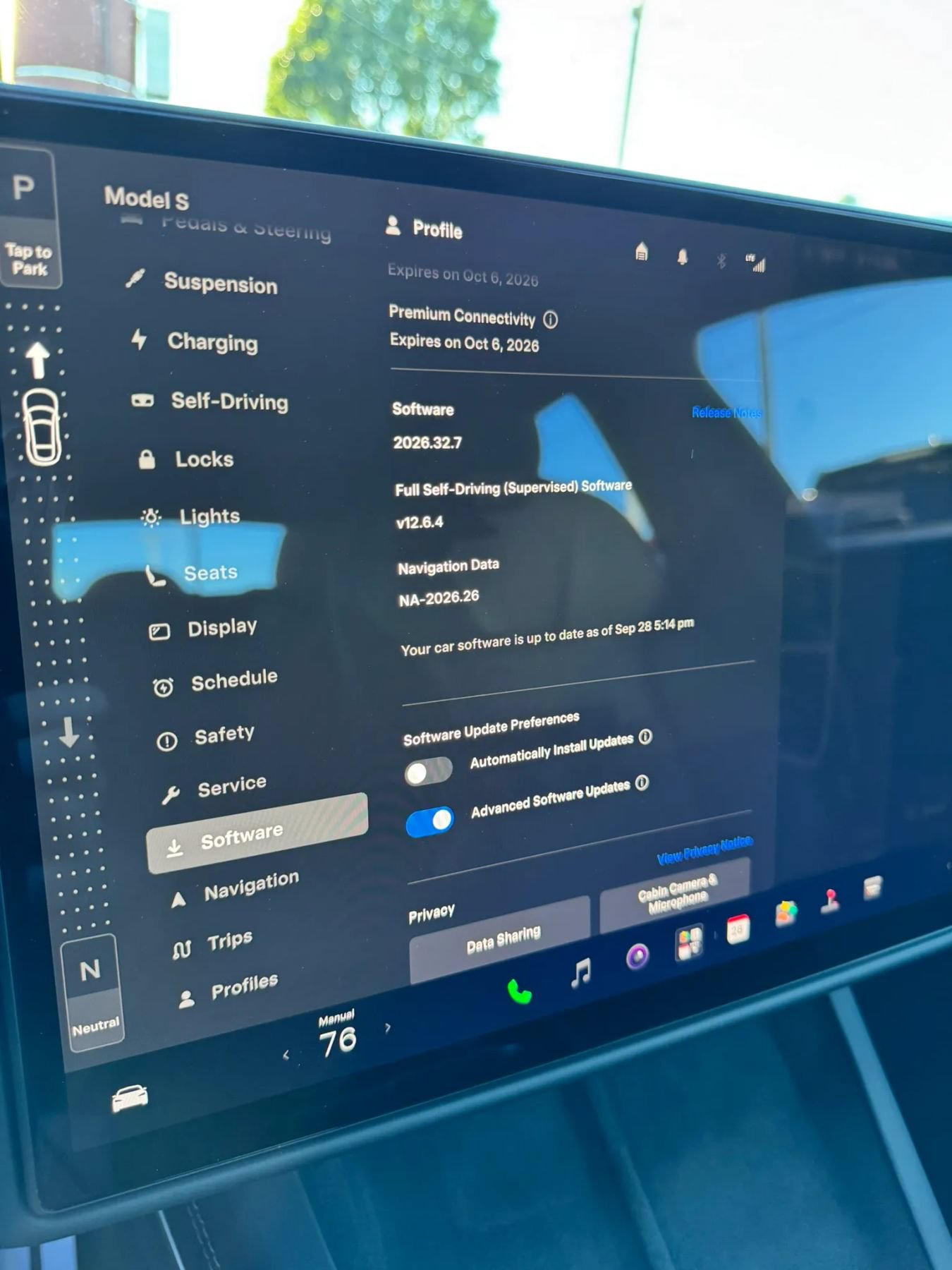 Used 2022 Tesla Model S Standard Range AWD/4WD image 37