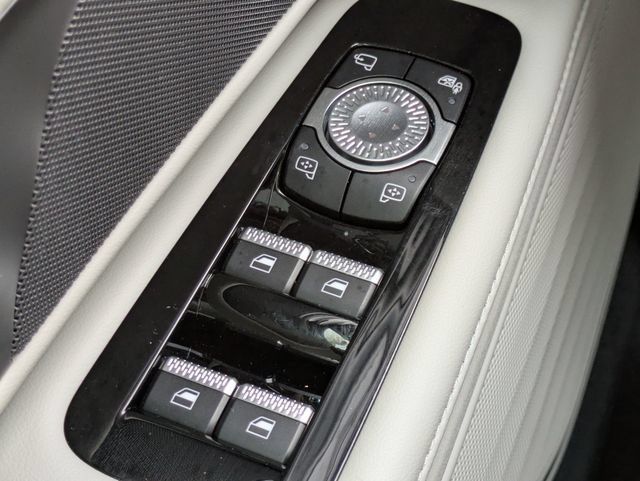 New 2026 Lincoln Nautilus Premier AWD/4WD image 24
