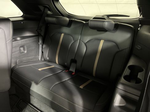 Used 2024 MAZDA CX-90 3.3 Turbo S w/ Premium Package image 26