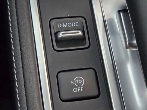 Used 2025 INFINITI QX60 Luxe image 22