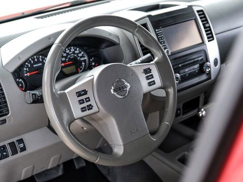 Used 2019 Nissan Frontier SV RWD image 12
