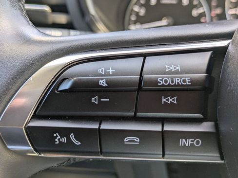 Used 2025 MAZDA MAZDA3 s image 18