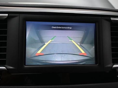 Used 2023 Chrysler Voyager LX FWD image 27