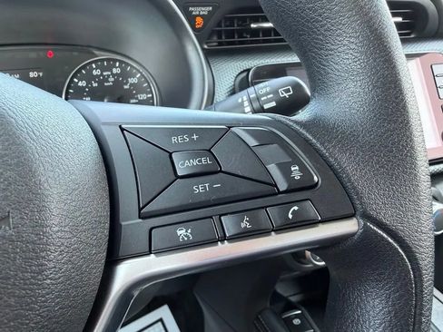 Used 2023 Nissan Kicks SV FWD image 17