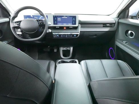 Used 2024 Hyundai Ioniq 5 Limited image 11