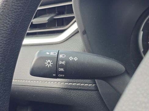 Used 2025 Toyota RAV4 LE FWD image 20