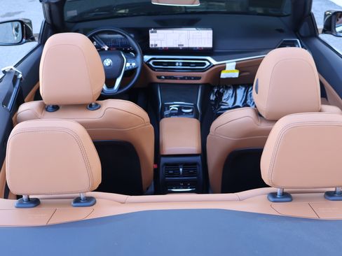 Used 2024 BMW 430i Convertible w/ Convenience Package image 5