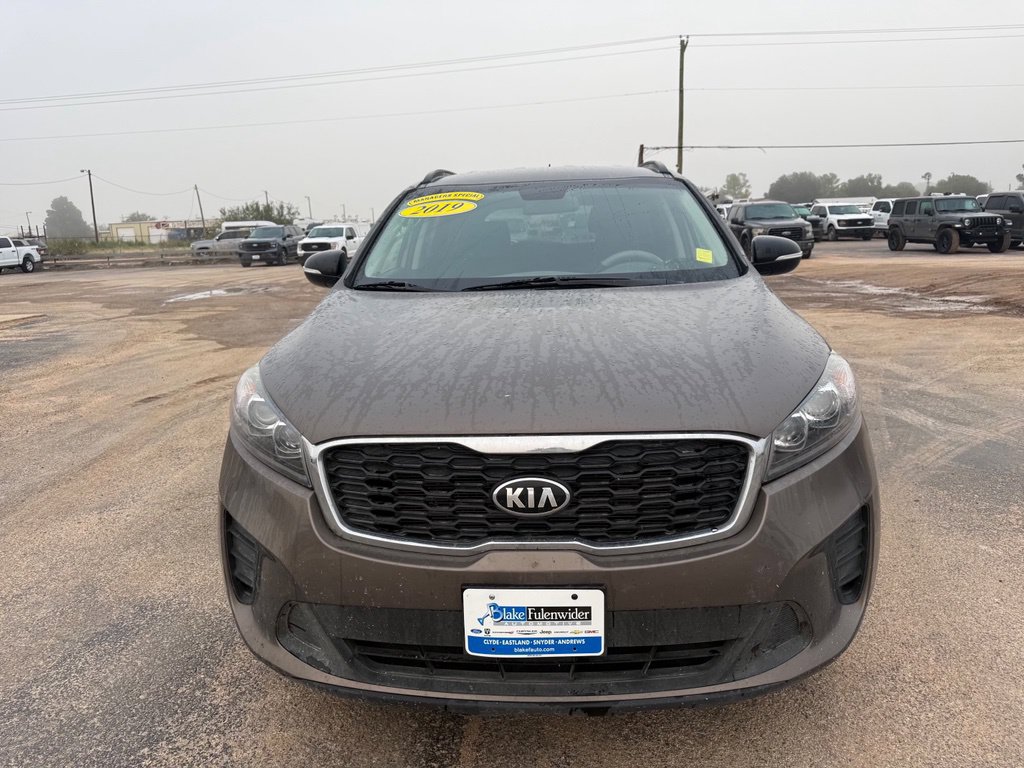Used 2019 Kia Sorento S FWD image 2