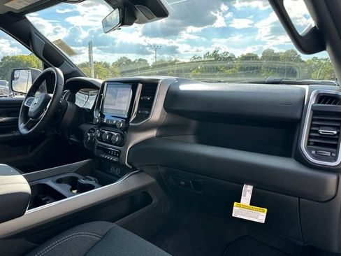 New 2026 RAM 1500 Express AWD/4WD image 45