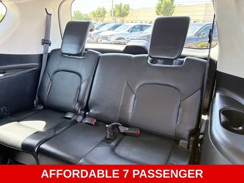 Used 2017 Nissan Armada Platinum AWD/4WD image 9