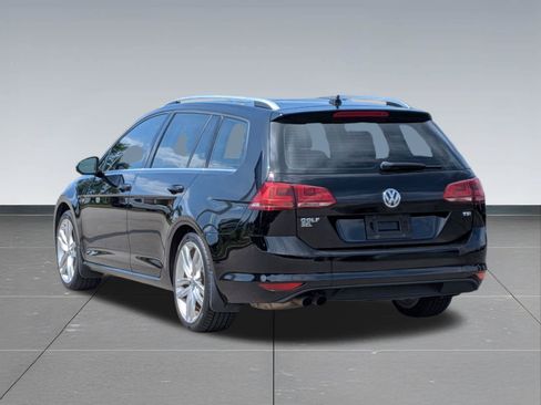 Used 2016 Volkswagen Golf Limited Edition FWD image 3