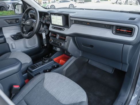 Used 2023 Ford Maverick XLT image 38