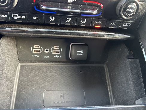 Used 2022 Jeep Grand Cherokee L Laredo w/ Luxury Tech Group I image 28