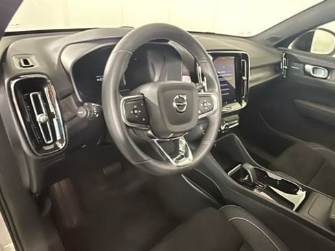 Used 2023 Volvo C40 P8 Recharge Ultimate AWD/4WD image 13