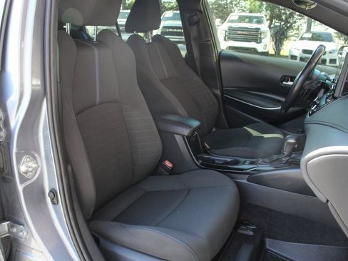 Used 2022 Toyota Corolla SE image 36