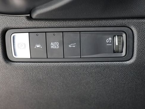 Used 2024 Chevrolet Equinox EV RS image 24