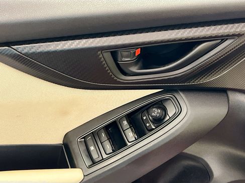 Used 2017 Subaru Impreza 2.0i Premium image 16