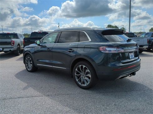 Used 2022 Lincoln Nautilus Reserve w/ Equipment Group 201A image 6