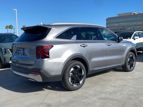 New 2026 Kia Sorento EX FWD image 3