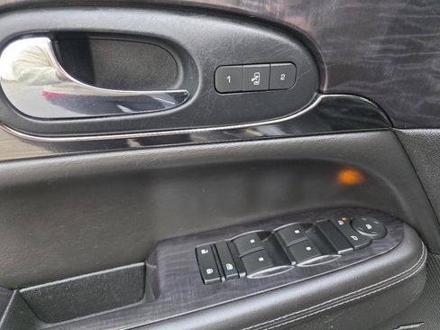 Used 2015 Buick Enclave Leather image 14