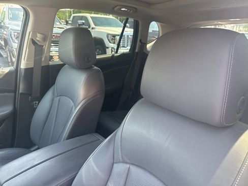 Used 2019 Buick Envision Premium w/ Driver Confidence Package image 11