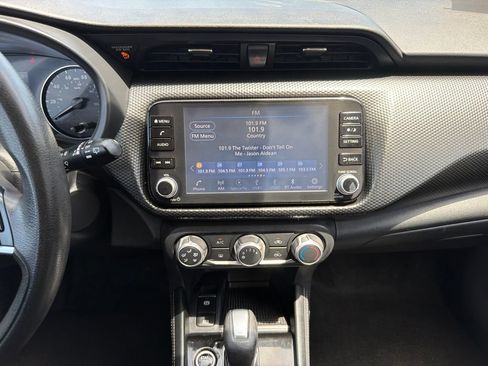 Used 2023 Nissan Kicks SV FWD image 25