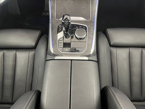 Used 2021 BMW X5 xDrive40i w/ Premium Package image 17