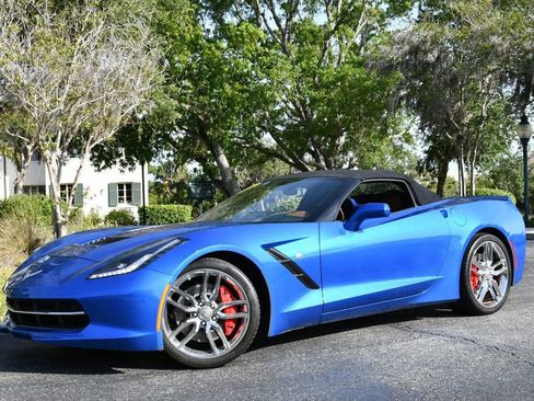 Used 2014 Chevrolet Corvette Stingray Convertible w/ 3LT Preferred Equipment Group RWD image 2