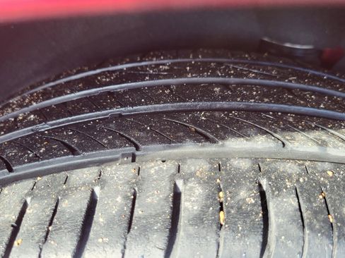 Used 2020 Chevrolet Equinox LT w/ Sport Edition image 32