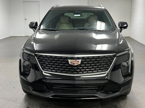 New 2025 Cadillac XT4 Premium Luxury w/ Cold Weather Package image 8