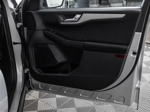 Used 2020 Ford Escape SEL FWD image 45