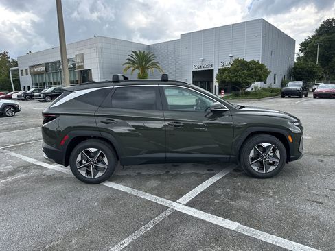 New 2025 Hyundai Tucson SEL image 3