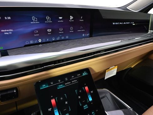 New 2025 Cadillac Escalade IQ Luxury 2 AWD/4WD image 28