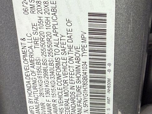 Certified 2025 Honda Pilot Touring image 12