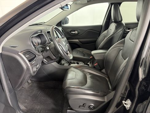 Used 2020 Jeep Cherokee Limited w/ Trailer Tow Group image 6