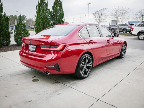 Used 2021 BMW 330i xDrive Sedan w/ Premium Package image 10