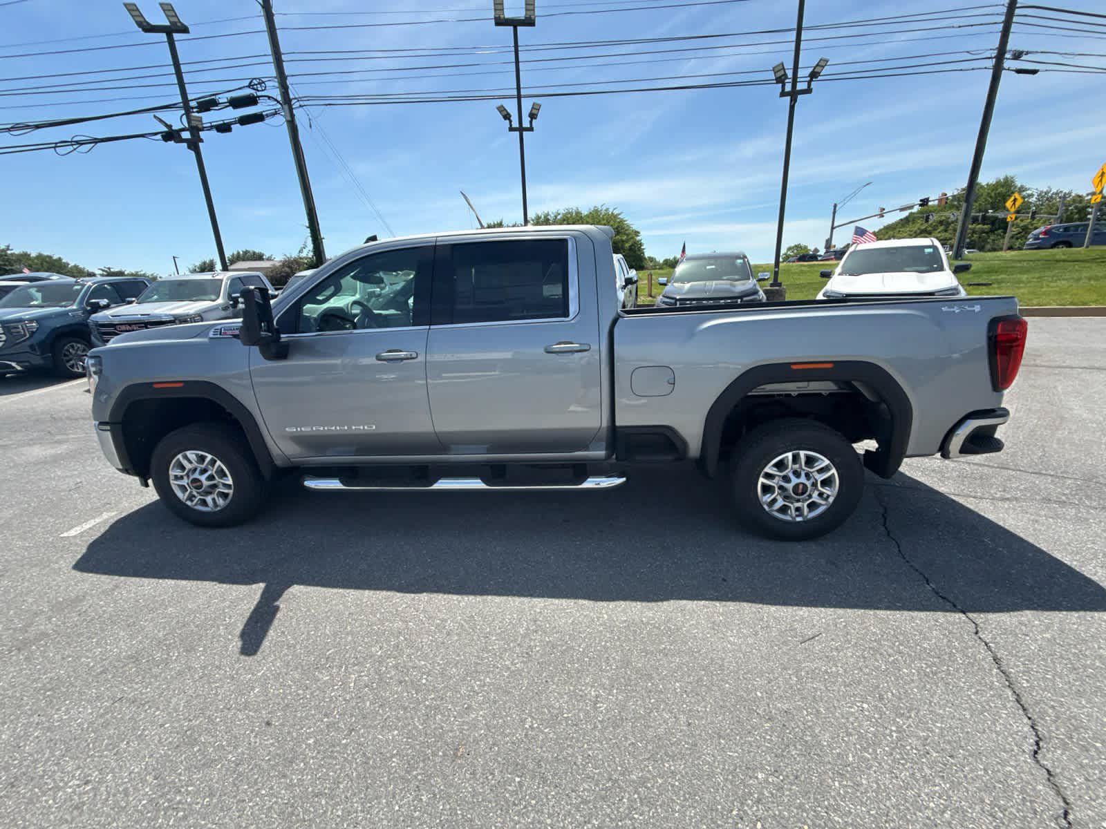 New 2026 GMC Sierra 2500 SLE w/ SLE Value Package; AWD/4WD image 5