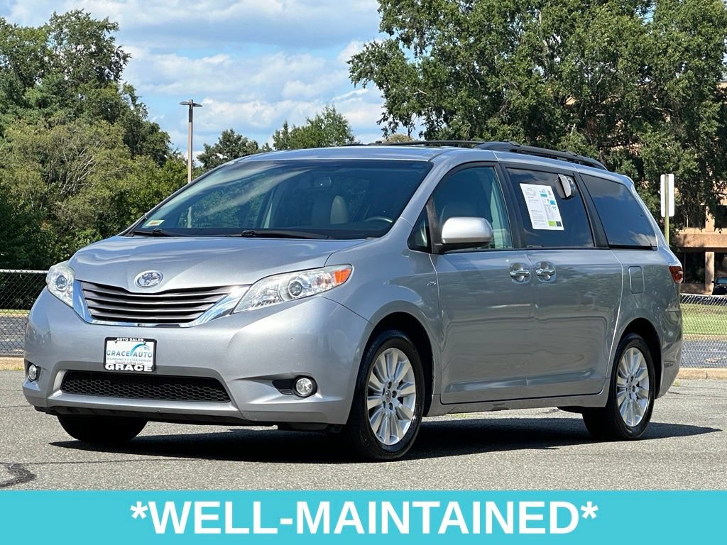 Used 2016 Toyota Sienna XLE Premium AWD/4WD image 3