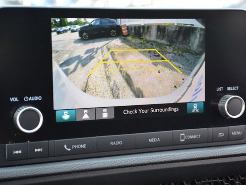 Used 2024 Honda CR-V EX image 25