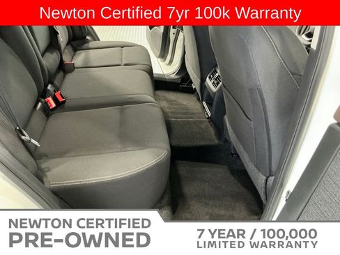 Used 2023 Nissan Rogue S FWD image 15