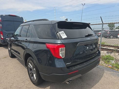 Used 2023 Ford Explorer XLT w/ Equipment Group 202A AWD/4WD image 7