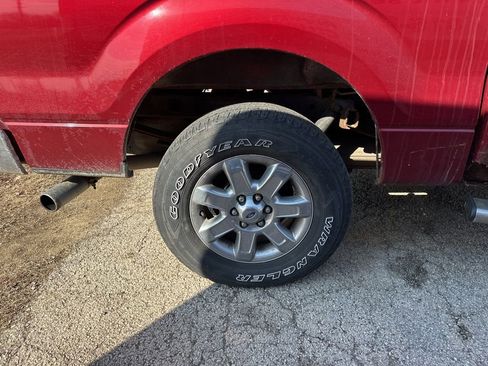 Used 2013 Ford F150 XLT w/ Luxury Equipment Group image 8