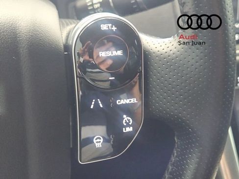 Used 2020 Land Rover Range Rover Sport HSE AWD/4WD image 23