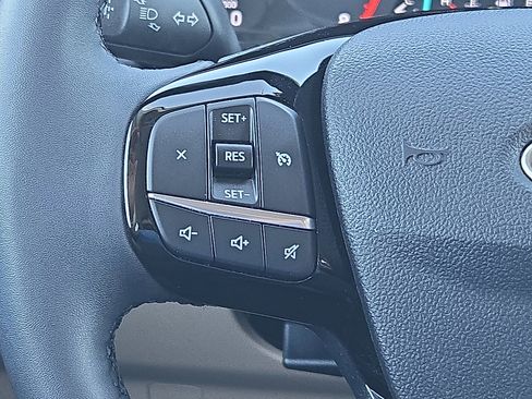 Used 2022 Ford Escape SE w/ Convenience Package image 16