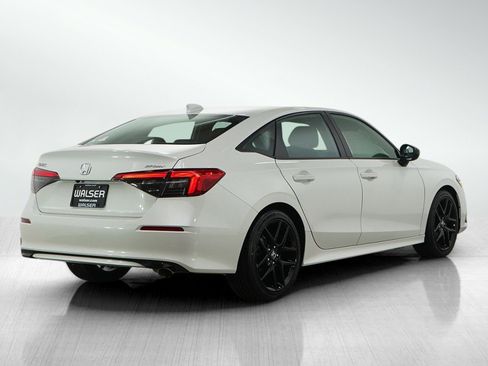 Used 2023 Honda Civic Sport image 5