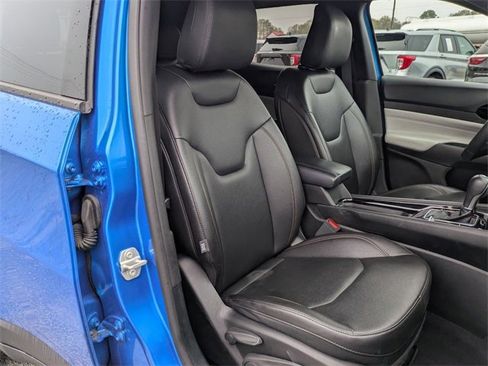 Used 2024 Jeep Compass Limited image 28