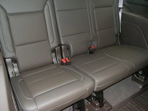 Used 2022 GMC Yukon Denali w/ Max Trailering Package AWD/4WD image 13