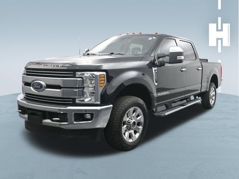 Used 2018 Ford F250 Lariat w/ Lariat Ultimate Package image 1
